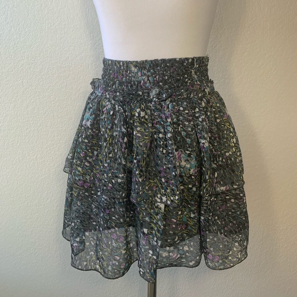Skirt with two layers